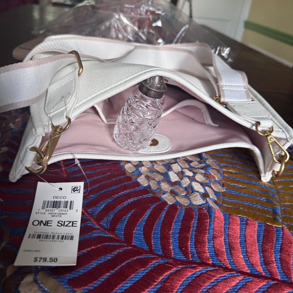 NWT Style & Co. White Crossbody Bag with Cutout Design - Picture 5 of 10